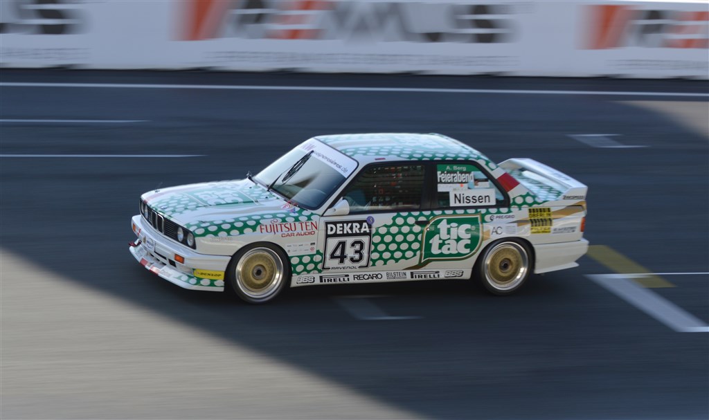 Kris Nissen i sin TicTac, som Alain Berg kørte i 1991. Bilen er BMW M3 E-30 fra 1991, og 2,3 liters motoren yder 290 HK. Det er stadig en potent og hurtig bil.